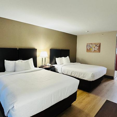 Econo Lodge Inn & Suites Monroe Exteriör bild